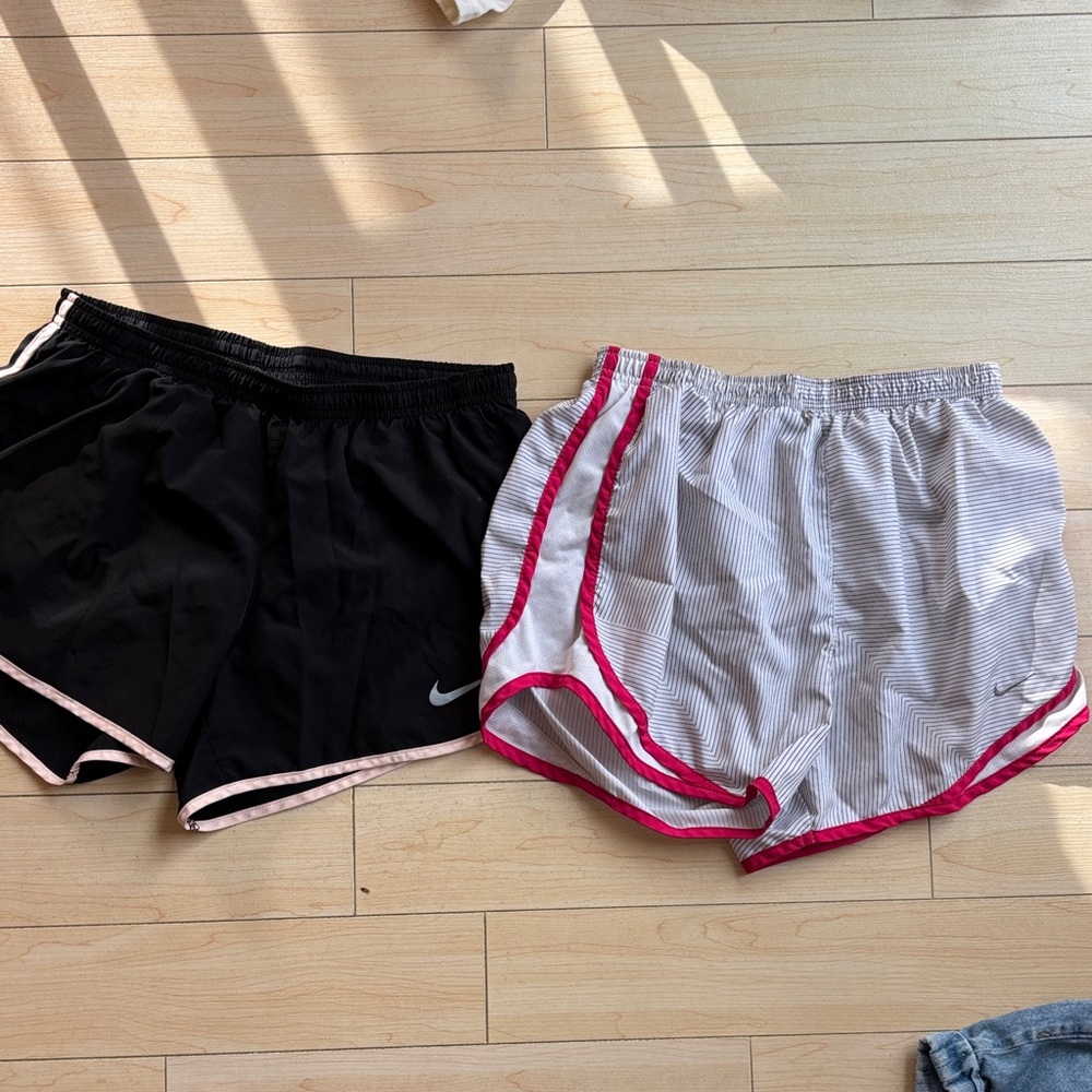 Nike Women's Black and Gray Running Shorts